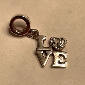 PANDORA STYLE CHARM/PENDANT BLOCK LETTERS STACKED TO SPELL LOVE/Heart is O W/dia